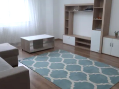 Rahova, str. Motoc, renovat, ac, disponibil de sambata
